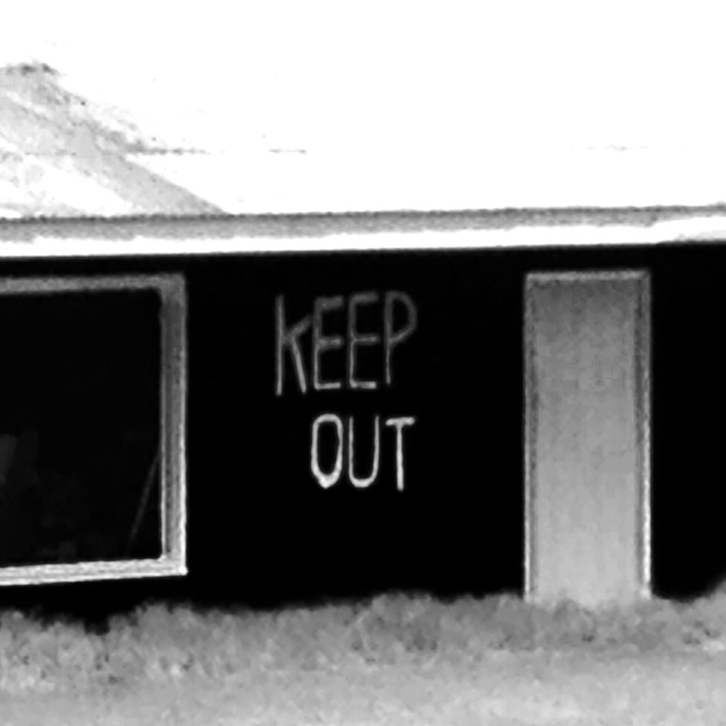 Keep Out-hort